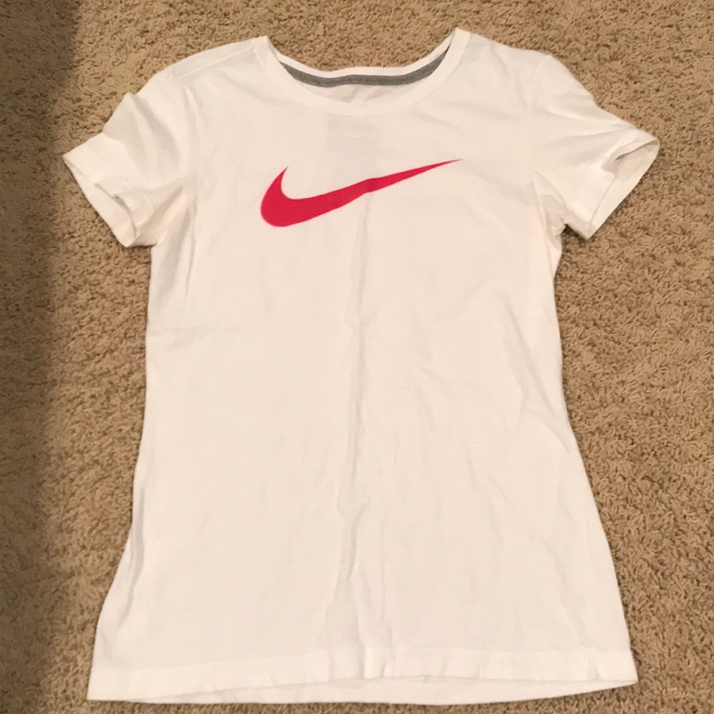 Nike T-shirt